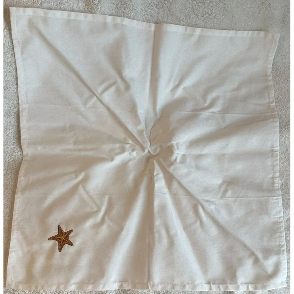 Rightside Design Starfish Napkins and Napkin Rings Set of 4 Never Used